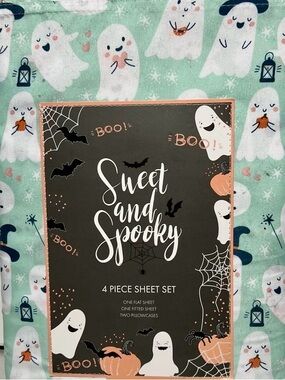 Sweet and Spooky Ghost Print 4-Piece Twin Sheet Set - Mint